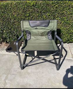 Ozark Trail Hazel Creek Camping Director Chair XXL with side