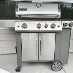 Weber Genesis II S-345 LP Gas Grill