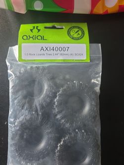 Axial 1.0 rock lizards