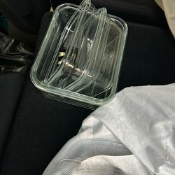 glass tupperware w cover in big bag