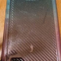 Selling An Android Phone With Phone Case 