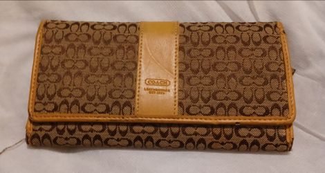 Coach C Signature Mono Jacquard Canvas Follo Wallet