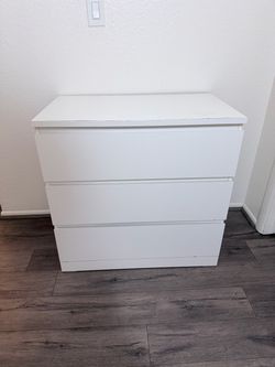 White 3-Drawer Dresser Chest