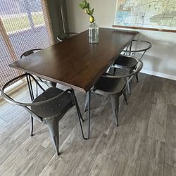 Dining Table And Chairs 