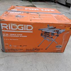 RIDGID 10" Table Saw With Folding Stand 