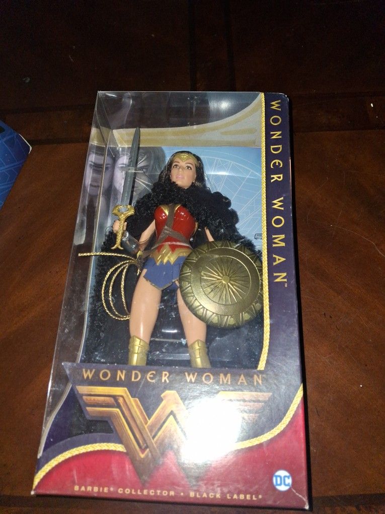Wonder Women Collectible