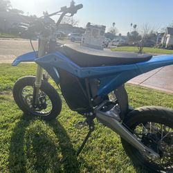 ETM RTR LITE    From  Electro &Co . It Also Comes With The Charger 