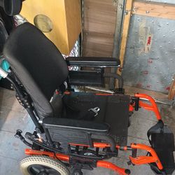Quicki Iris manual tilt wheelchair