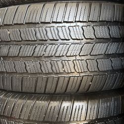 Set Of Tires (4) 275-55-20 Michelin 