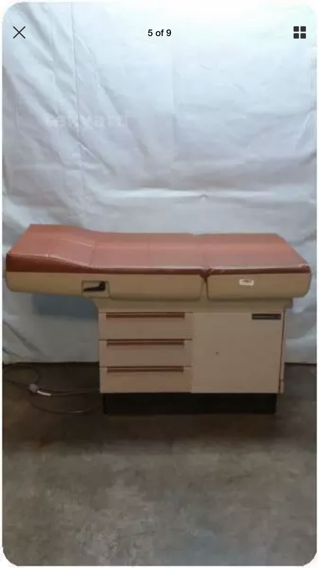 Midmark 404 exam table nice!