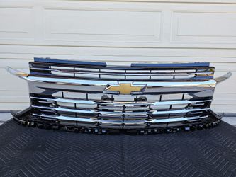 Chevrolet Tahoe OEM Grille 