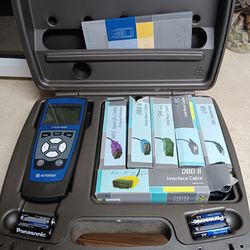 Auto XRay EZ-scan OBD reader model 5000 with owners manual in case used 2 times works great paid $429.00 plus tax asking $300.00