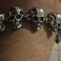 Stainless Steel Skull Bracelet 8" Stewart&Nellis Pick Up 