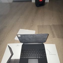 APPLE MAGIC KEYBOARD IPAD PRO 12.9
