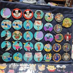 Disney Mystery Pins Mickey Mouse Club Wish 