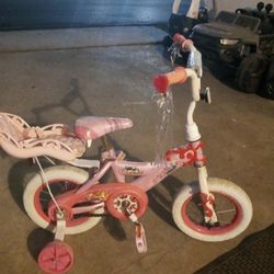 Little Girls 12 Inch Bike With Training Wheels. $30 Or Obo