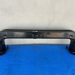 2016 2017 2018 2019 Volkswagen Passat Front Bumper Reinforcement Impact Bar OEM