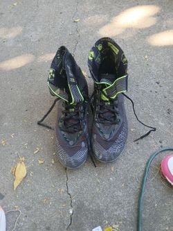 Under Armour Football High-Top Men's Sneakers Sneakers Size 13