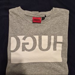 Men's Grey Hugo Boss T-shirt Size Medium