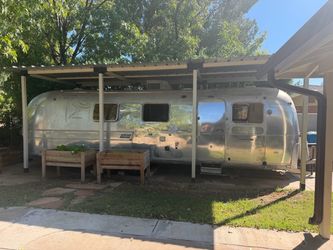 1975 Vintage Airstream International Sovereign