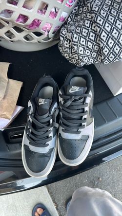 Nike Low-Top Sneakers Gray Black