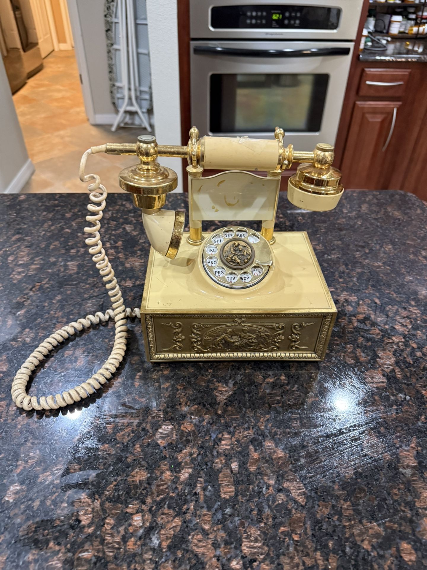 Vintage Decorative Phone