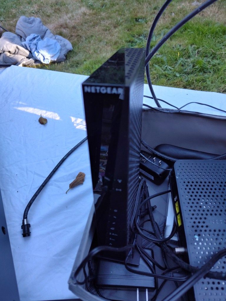 Netgear Nighthawk Fastest Cable Modem And Router. I Ever Had. 5Ghz Or 2.4ghz