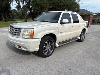 2003 CADILLAC ESCALADE EXT