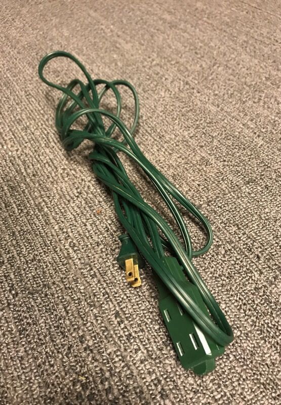 Extension cord 3 outlets