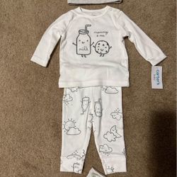 Carter’s Unisex Baby Clothes Set