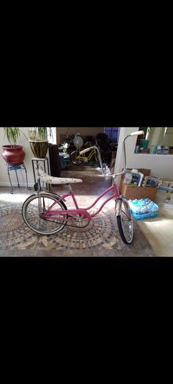 20 Inch Girls Schwinn Fair Lady