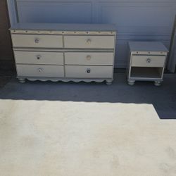 DRESSER AND END TABLE 
