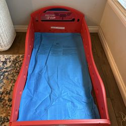 Race Car Bed (no mattress)