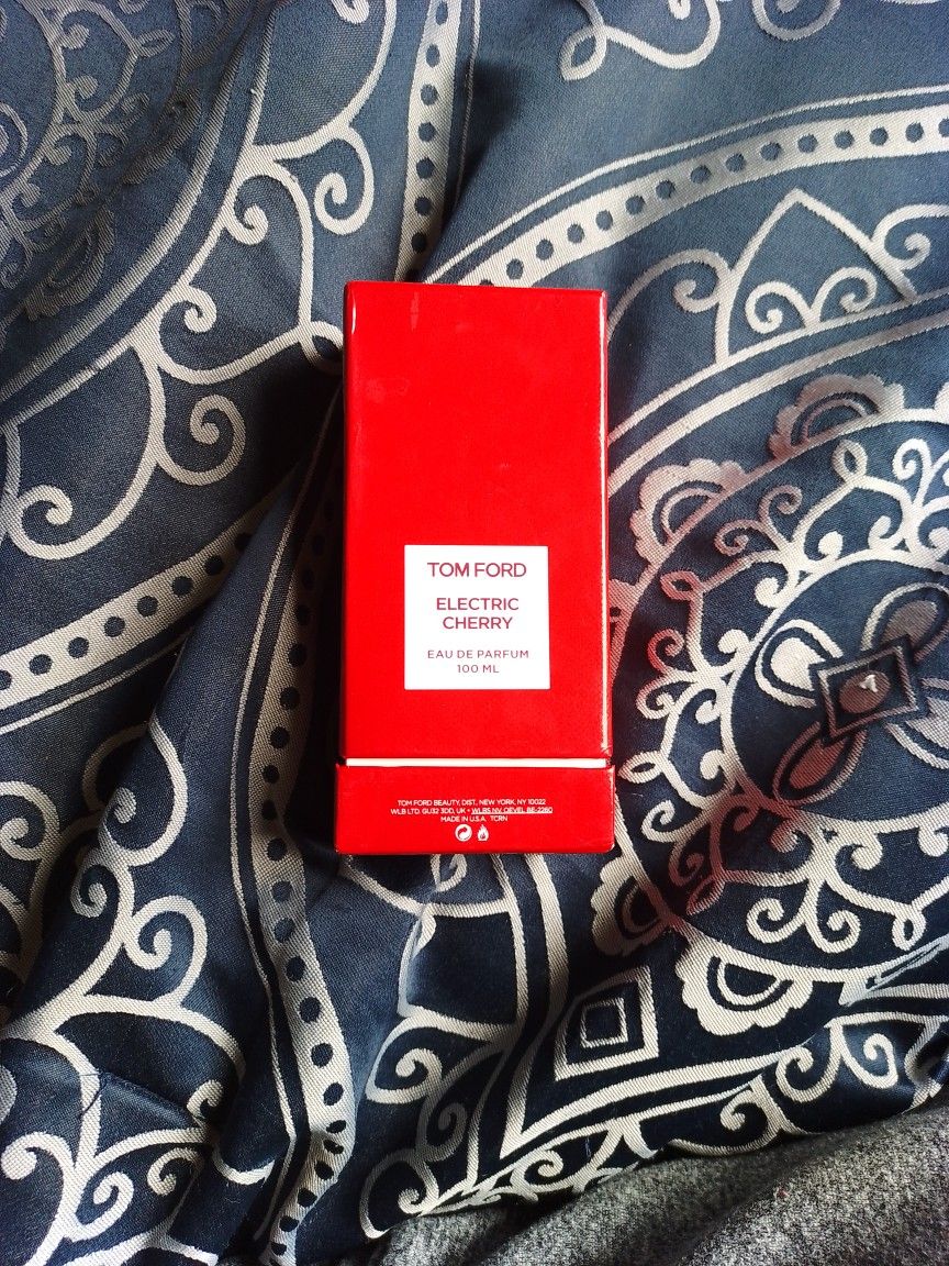 Tom Ford Electric Cherry 100mL