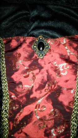 Halloween Costume Vampire Girl.