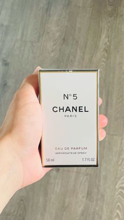 N’5 Chanel Paris (READ DESC)