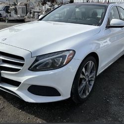 2015 Mercedes-Benz C-Class