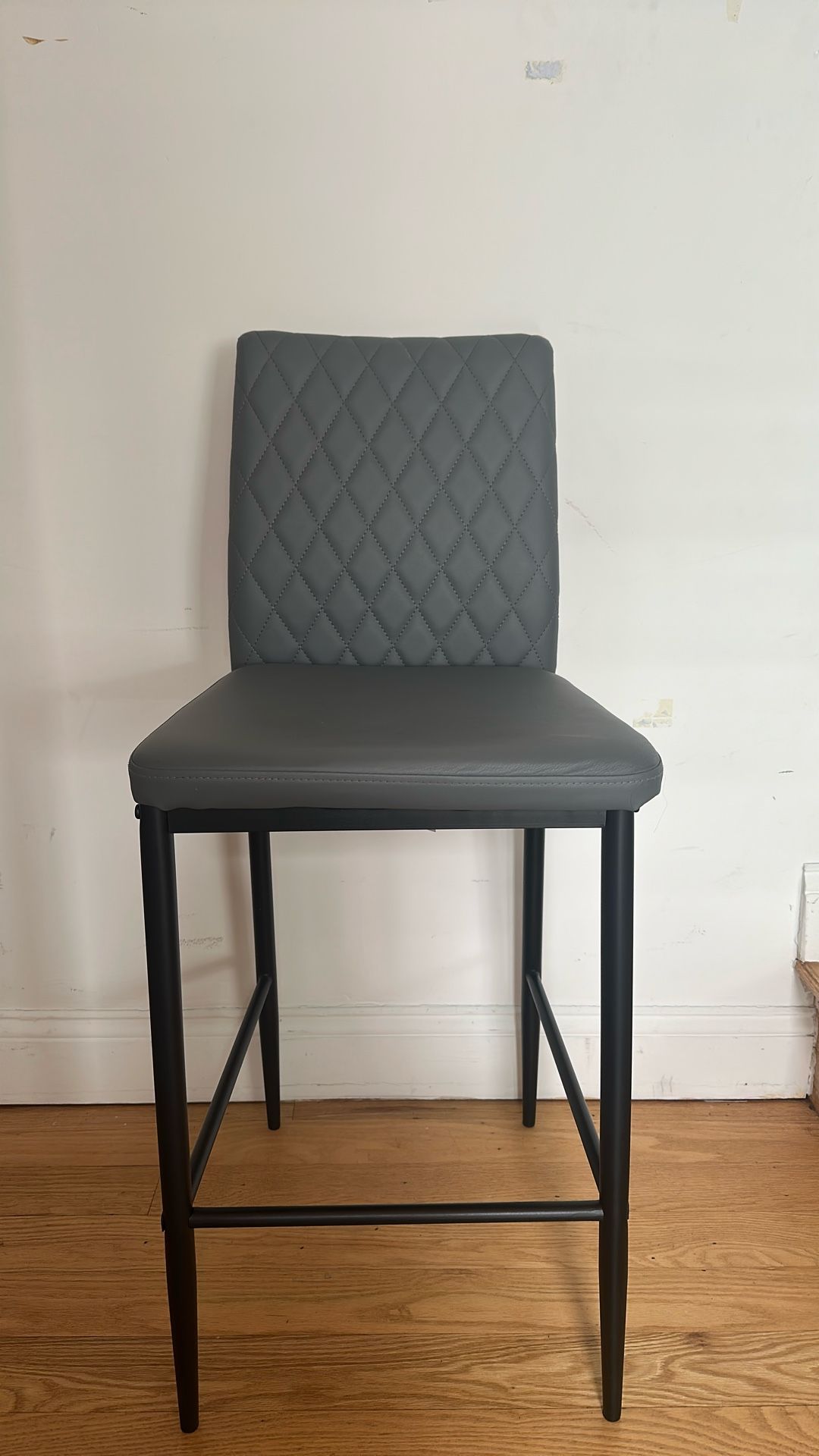 Bar Stool - Bar chair - Tall Chair - High Chair - Grey Furniture