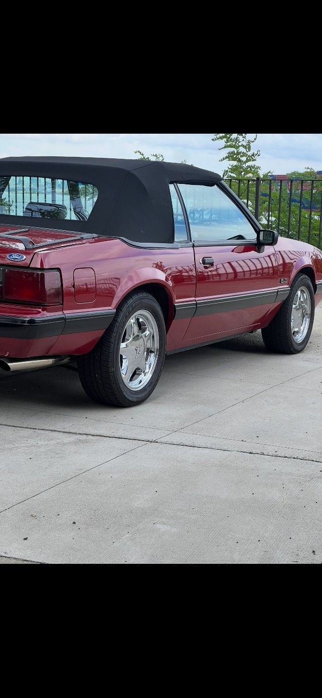 1992 Ford Mustang