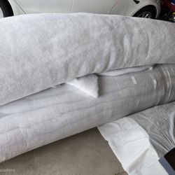 Christmas Snow Roll     0.5 Oz  x 120" × 30 Yards