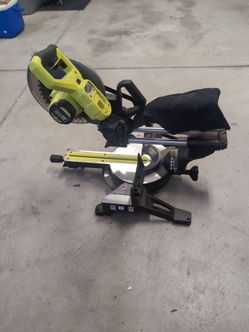 Sliding miter saw 18 Volt