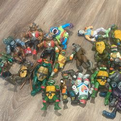 Vintage Broken Ninja Turtles Figures 