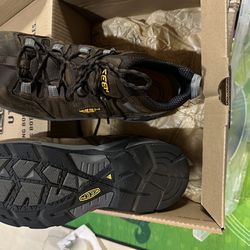 Keen Hard Toe And ESD Shoe