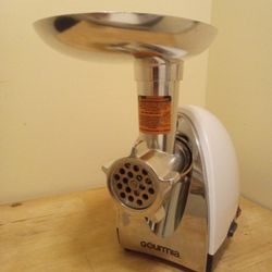 Brand New Gourmia Meat Grind $45 