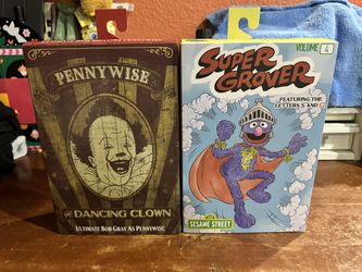 Neca Pennywise Welcome To Derry & Super Grover Sesame Street