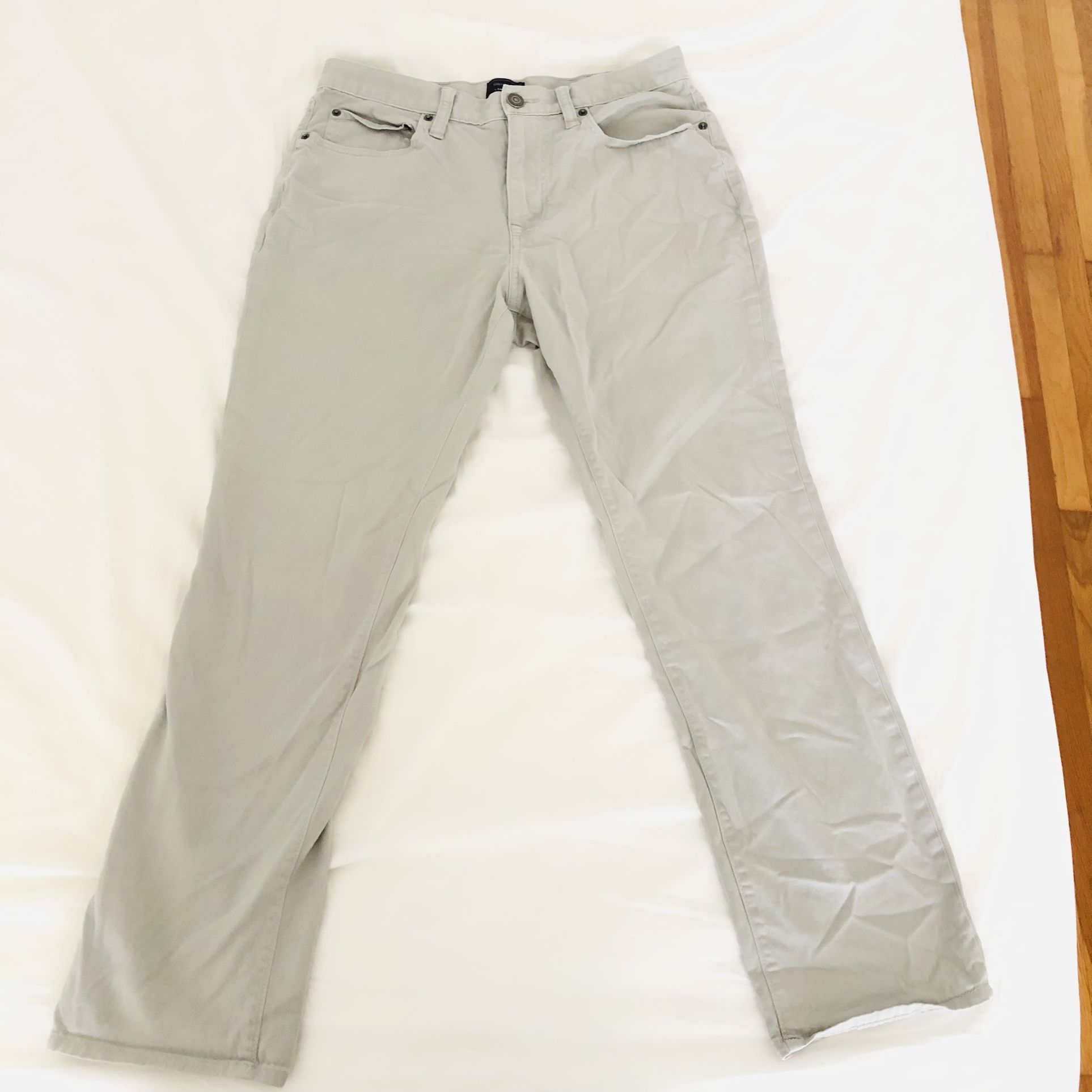 Gap Khakis Slim Stretch – 31x30 Grey (Clay)