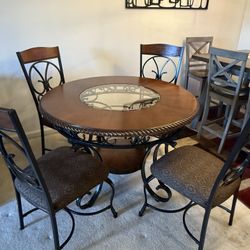 Round Dining Set