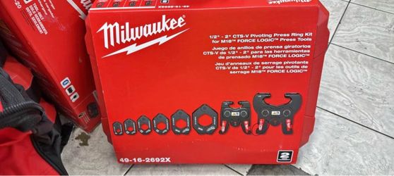 Milwaukee 1/2 in. - 2 in. CTS-V Copper Pivoting Press Ring Kit for M18 FORCE LOGIC Press Tools