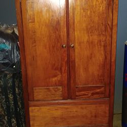 Wooden Cabinet 