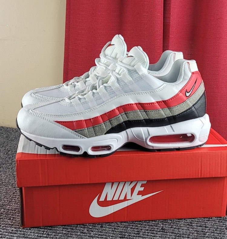 Air Max 95 'White Varsity Red' Size 10
Ohio State
Pick up easley s.c. shipping available.
